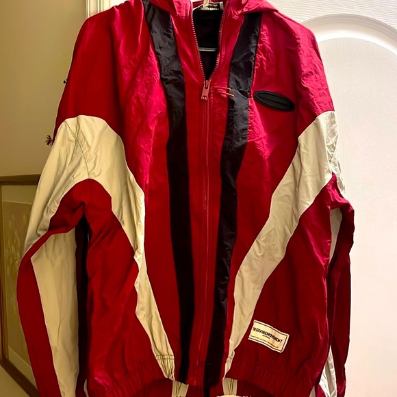 THE GIVING MOVEMENT| Colorblock Re-Shell100© Bomber Jacket - Picture 2 of 8